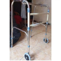 Alat Bantu Jalan Walker Roda Bahan Aluminium Plastik